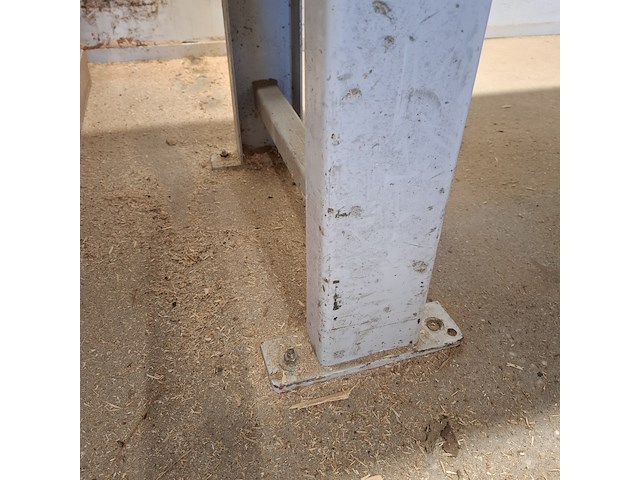 Radiaalzaagmachine met aan en afvoerbaan, maggi, junior 640, 2002 - afbeelding 27 van  34