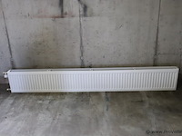 Radiator - 220x10x31cm - afbeelding 1 van  5