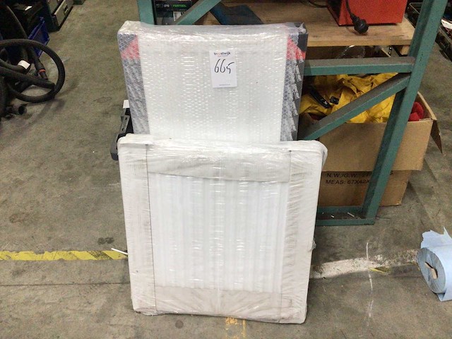 Radiator (2x) - afbeelding 1 van  5