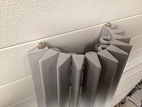Radiator design, badkamer, grijs - afbeelding 3 van  7