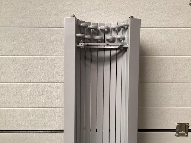 Radiator design, badkamer, grijs - afbeelding 5 van  7