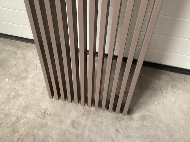 Radiator design, badkamer, taupe - afbeelding 7 van  7