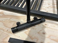 Radiator en douchekraan - afbeelding 3 van  5