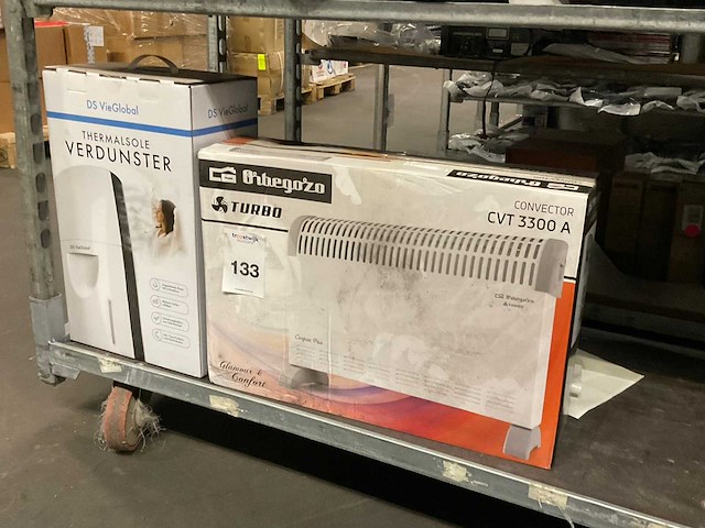 Radiator en luchtbevochtiger - afbeelding 1 van  3