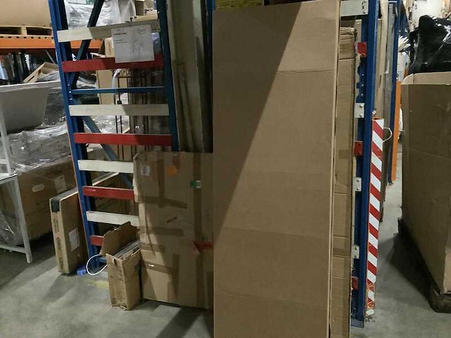 Radiator, kermi, 180x60 cm, ral 9016 - afbeelding 2 van  3