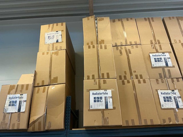 Radiatorfolie iso de luxe 600x50cm rol 1000 stuks - afbeelding 2 van  4
