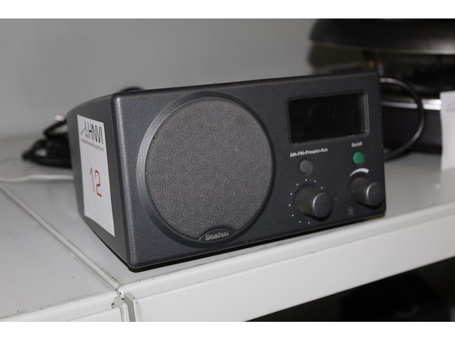 Radio boston met wekkerfunctie, au in en ingebouwde basspeaker - afbeelding 1 van  4