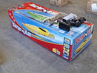 Radiografisch bestuurbare speedboot, darter king, mosquito craft-757, groen - afbeelding 3 van  12