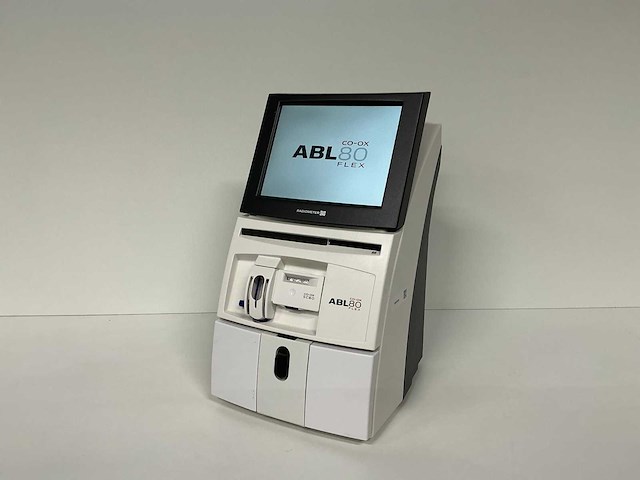 Radiometer - abl-80 - bloedgas analysator - afbeelding 1 van  3