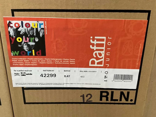 Raffi junior papier behang (832x) - afbeelding 3 van  5