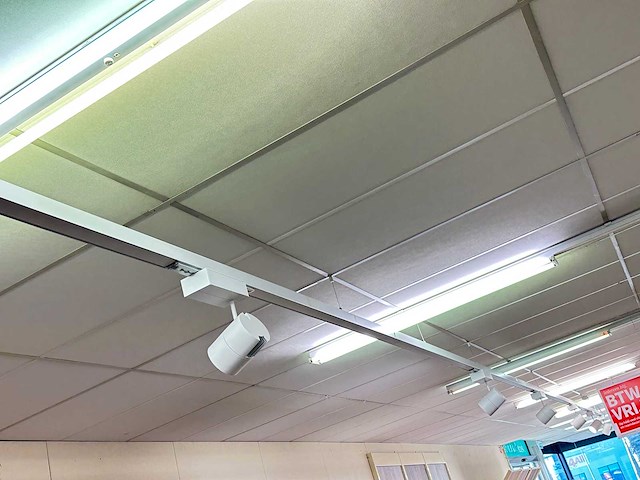 Rail met 8 richtspots - afbeelding 2 van  5