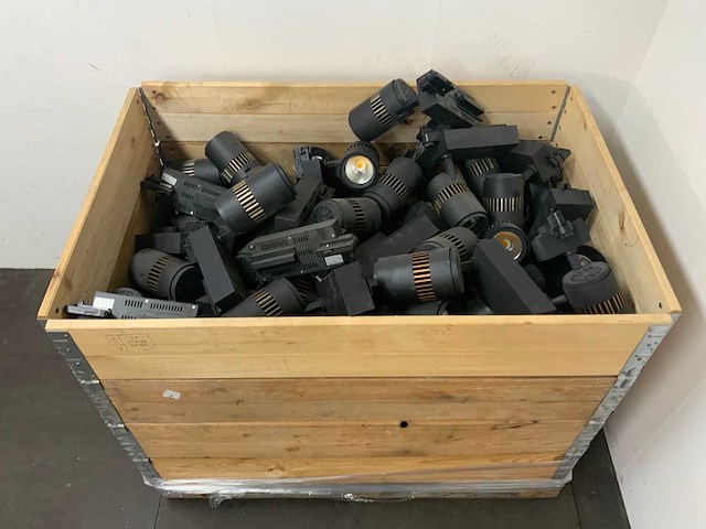 Railstraler baseline 3000lm partij winkelverlichting spots met rails - afbeelding 1 van  12