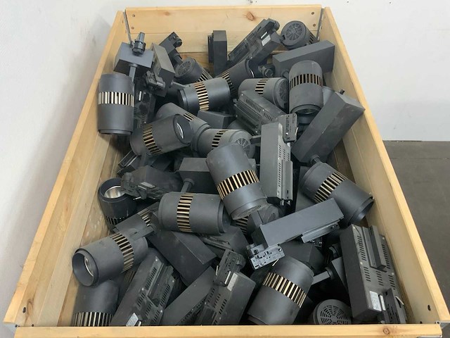 Railstraler baseline 3000lm partij winkelverlichting spots met rails - afbeelding 5 van  12