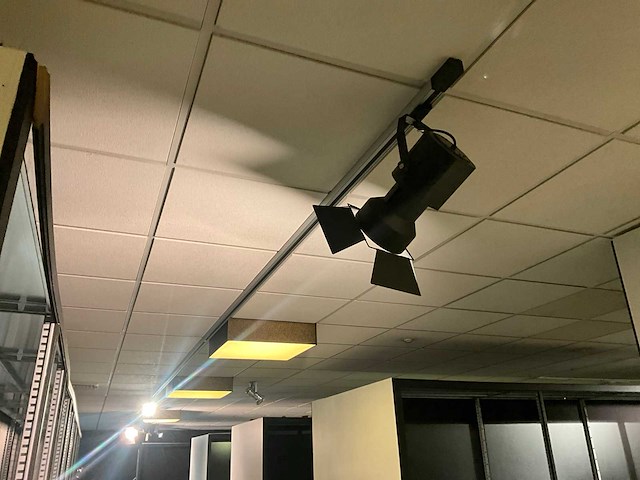 Railverlichting (circa. 90 meter) - afbeelding 7 van  9