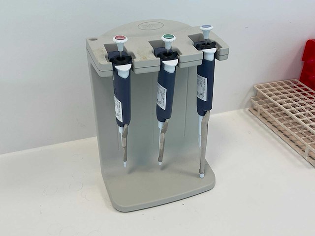 Rainin e3 rapid charge oplaadstation - afbeelding 1 van  1