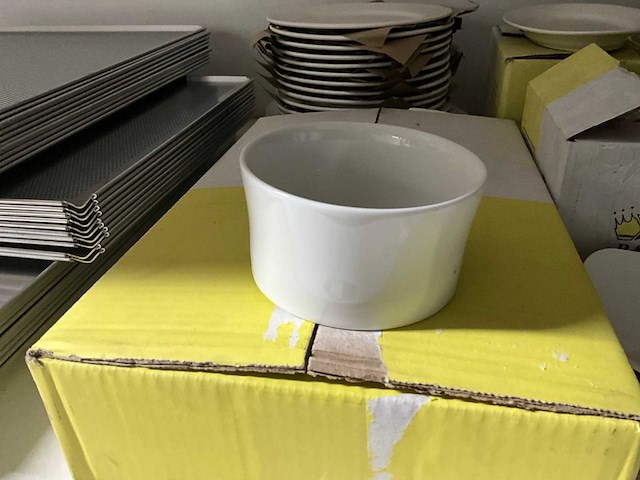 Rak ease partij kommen en borden - afbeelding 3 van  10