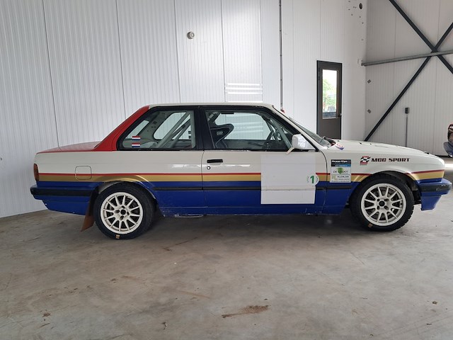 Rally-auto, bmw, 3-serie, 325i, 1988 - afbeelding 23 van  48