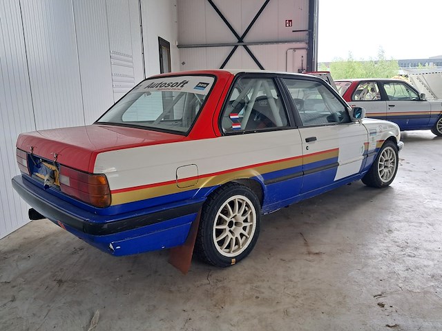 Rally-auto, bmw, 3-serie, 325i, 1988 - afbeelding 44 van  48