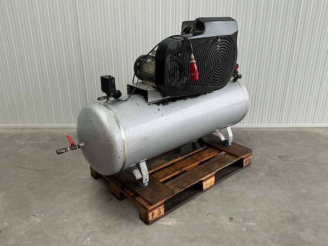 Raltec r5000/300ft 5,5 luchtcompressor - afbeelding 3 van  8