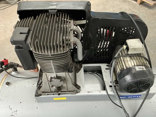 Raltec r5000/300ft 5,5 luchtcompressor - afbeelding 6 van  8