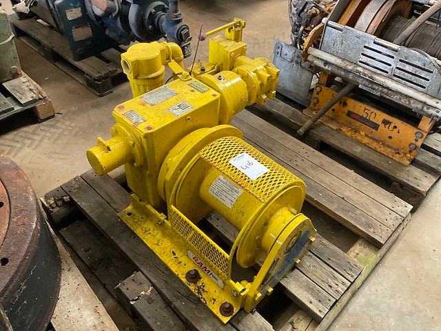 Ram winch dm2040-10xk1gj lier - afbeelding 1 van  6