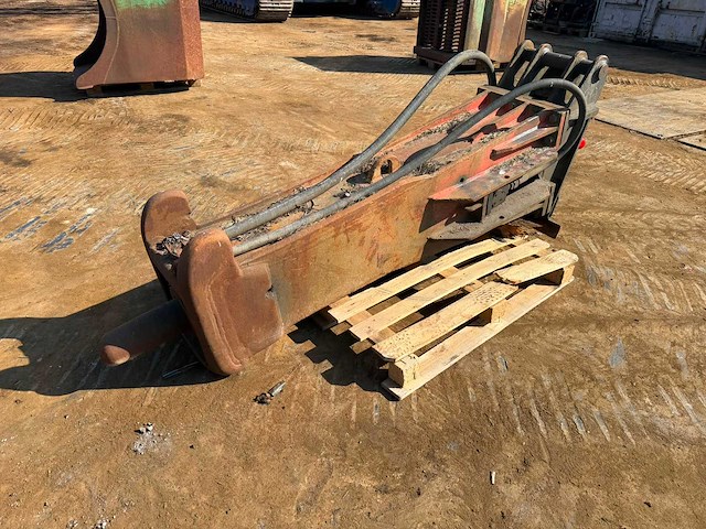 Rammer s56 20/25 tons hamer voor graafmachine - afbeelding 1 van  4