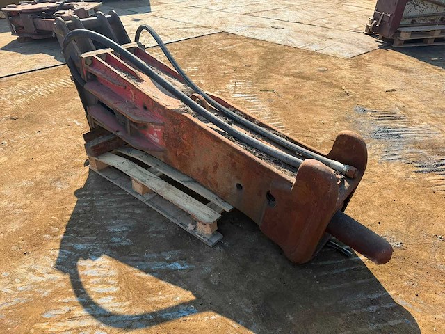 Rammer s56 20/25 tons hamer voor graafmachine - afbeelding 2 van  4