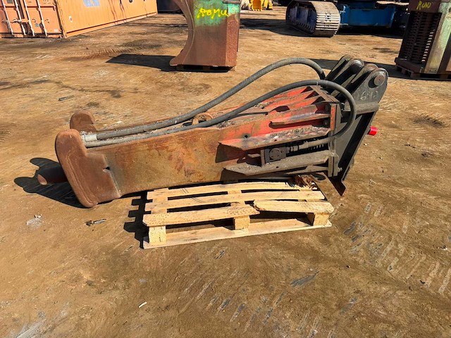 Rammer s56 20/25 tons hamer voor graafmachine - afbeelding 4 van  4