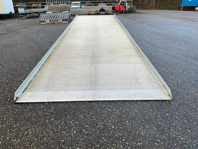 Ramp - afbeelding 3 van  6