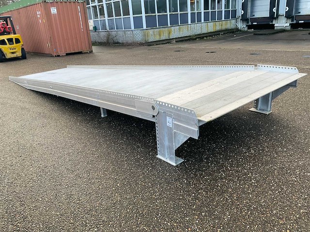 Ramp - afbeelding 5 van  6