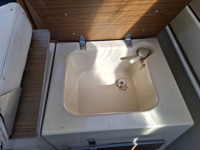 Rana plast - 22 - motorjacht - afbeelding 10 van  37