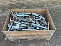 Randbeveiligingsbeugel (75x) - afbeelding 1 van  5