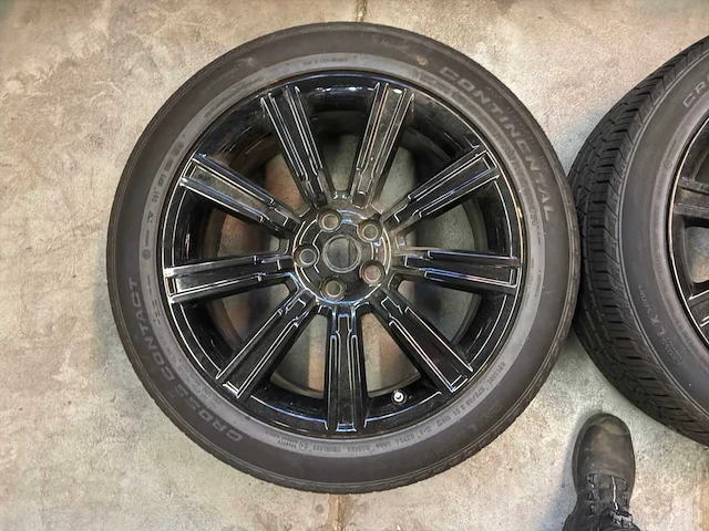 Range rover continental 275/45r21 (4x) - afbeelding 3 van  14