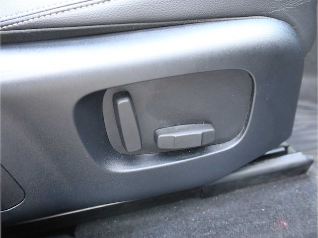 Range rover velar 2.0 i4 awd r-d se 2018, automaat, p-265-sk - afbeelding 24 van  41