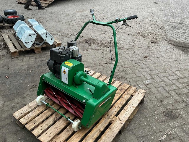 Ransomes twentyfour grasmaaier - afbeelding 1 van  14