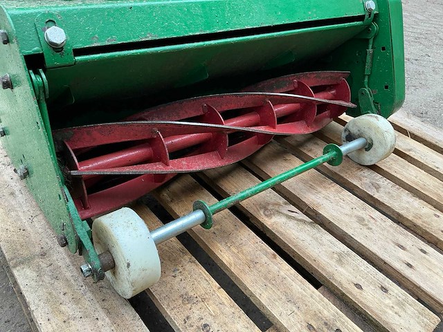Ransomes twentyfour grasmaaier - afbeelding 13 van  14