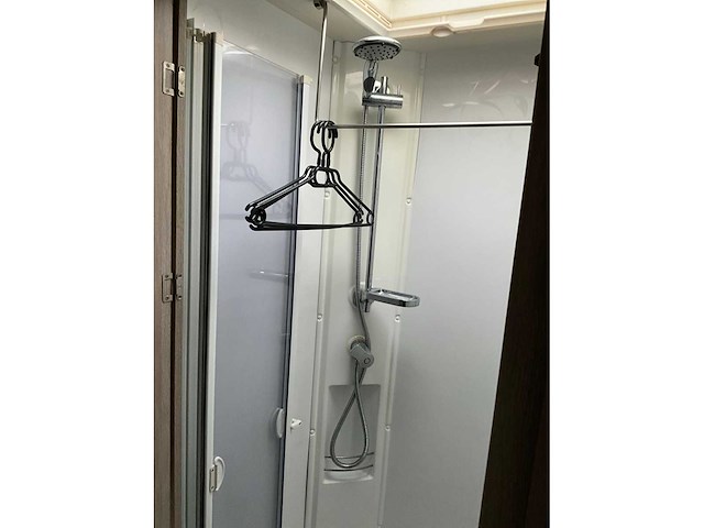 Rapido - 883f - automaat - 2x airo - hefbed -camper - 2018 - afbeelding 4 van  45