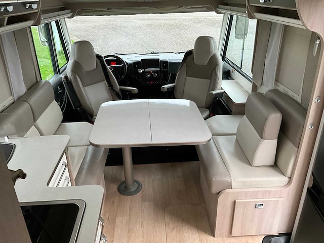Rapido - 883f - automaat - 2x airo - hefbed -camper - 2018 - afbeelding 7 van  45