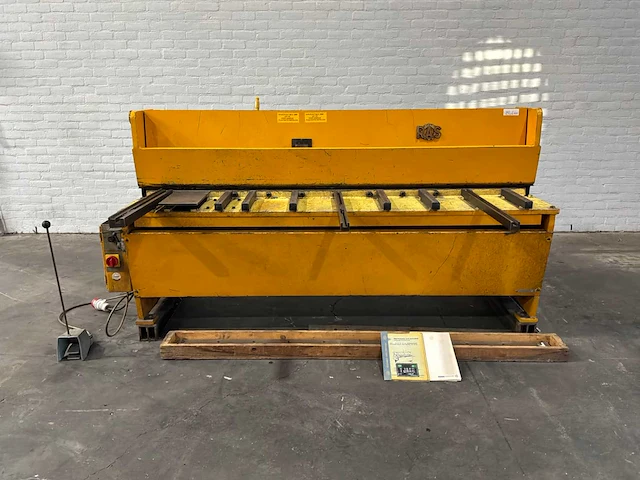 Ras - 83.20, 2040x3mm - overige plaatbewerkingsmachines - afbeelding 1 van  9