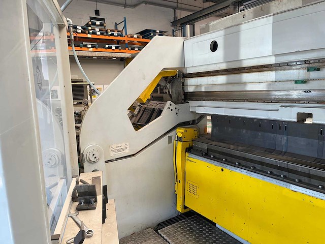 Ras - multibend-center 79.22 - cnc folding machine - 2000 - afbeelding 6 van  13