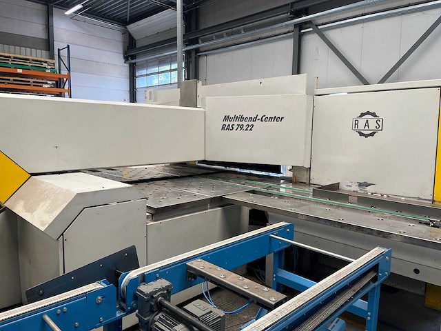 Ras - multibend-center 79.22 - cnc folding machine - 2000 - afbeelding 17 van  23