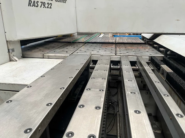 Ras - multibend-center 79.22 - cnc folding machine - 2000 - afbeelding 4 van  23