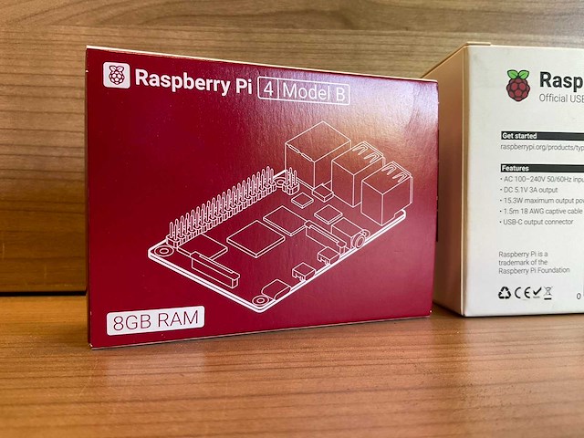 Raspberry pi 4 model b en toebehoren - afbeelding 2 van  5