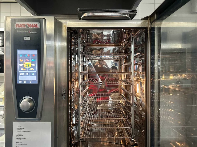 Rational - selfcooking center 5 senses - combisteamer met rvs afzuigkap - afbeelding 2 van  18