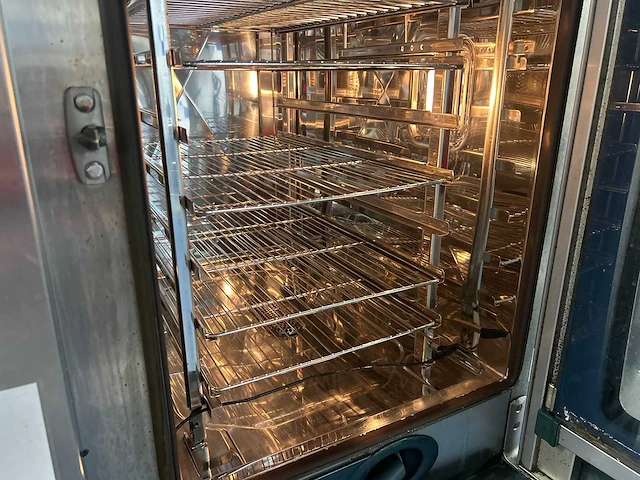Rational - selfcooking center 5 senses - combisteamer met rvs afzuigkap - afbeelding 4 van  18