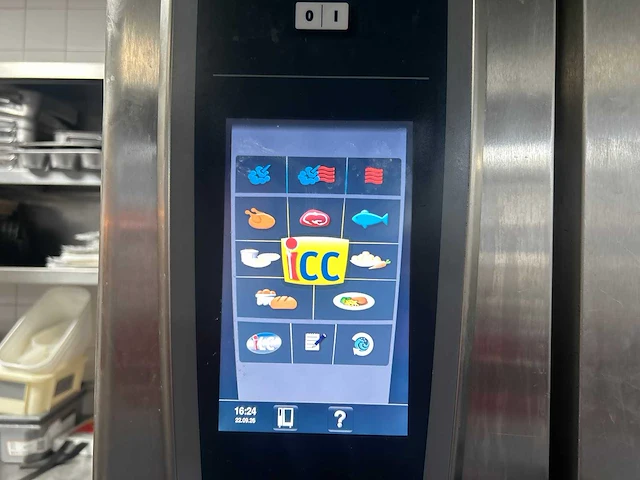 Rational - selfcooking center 5 senses - combisteamer met rvs afzuigkap - afbeelding 14 van  18
