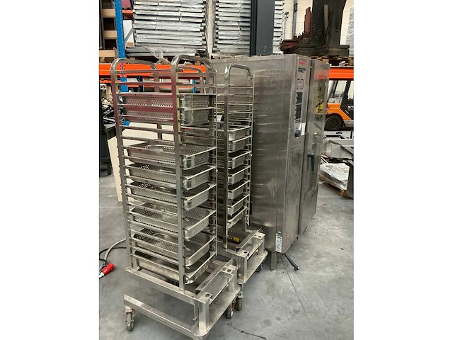 Rational cpv201g combisteamer met 2 karren - afbeelding 3 van  9