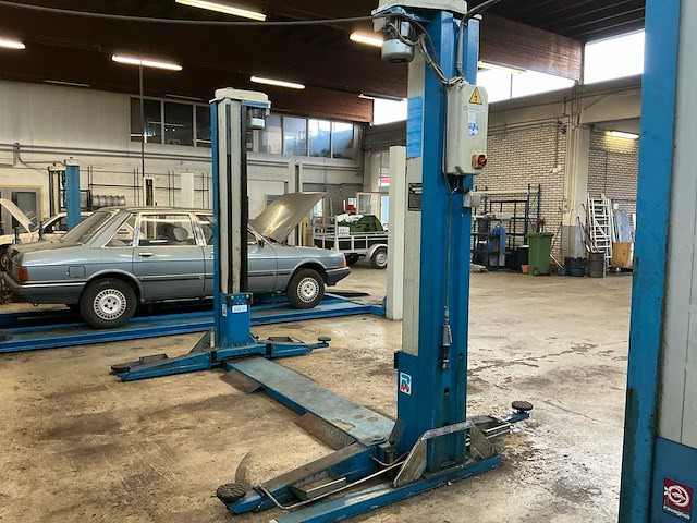 Ravagliogli kp224a hefbrug - afbeelding 12 van  17