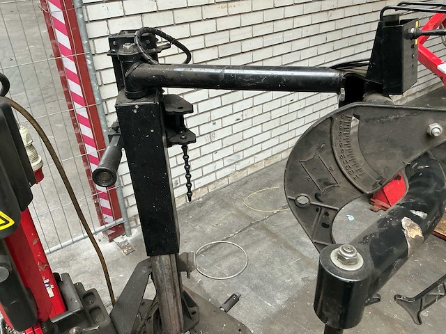 Ravaglioli banden de-en montageapparaat - afbeelding 13 van  13