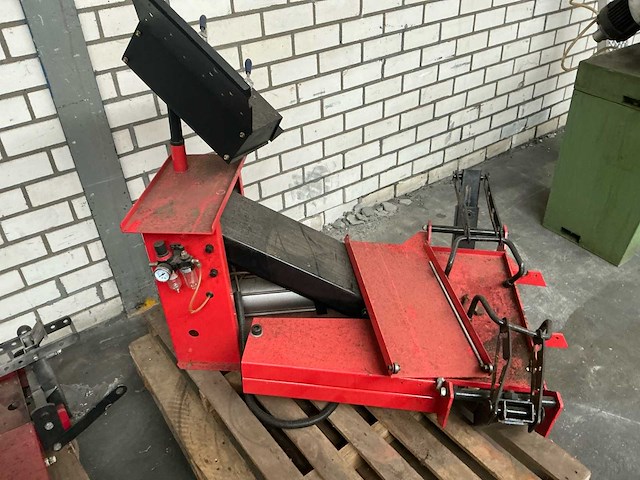 Ravaglioli banden de-en montageapparaat - afbeelding 2 van  10